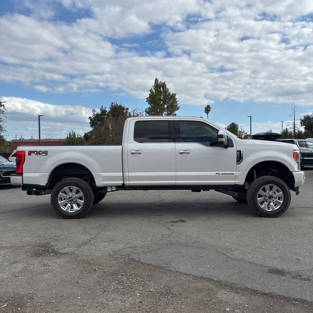 2017 Ford F-250 Super Duty Platinum