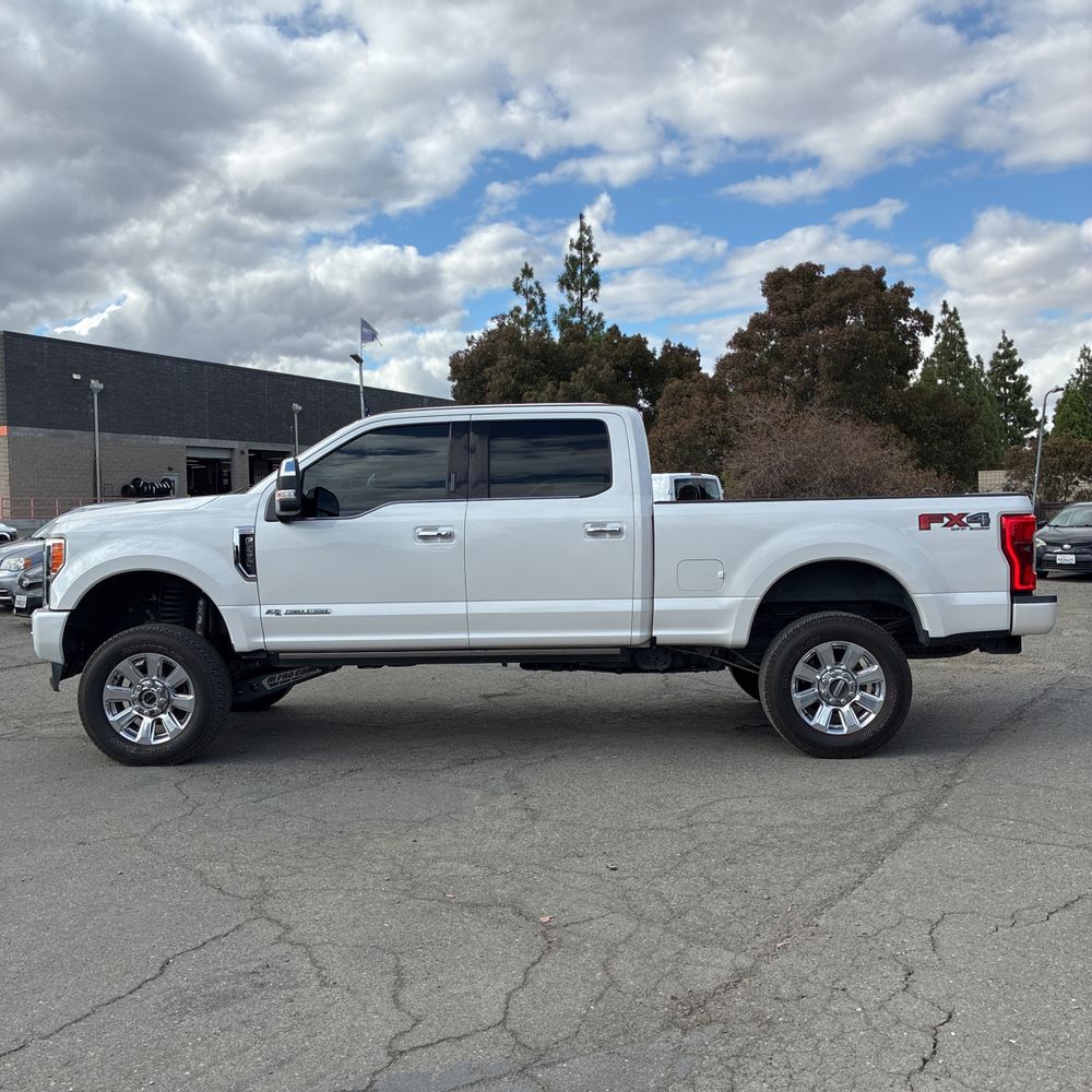 2017 Ford F-250 Super Duty Platinum