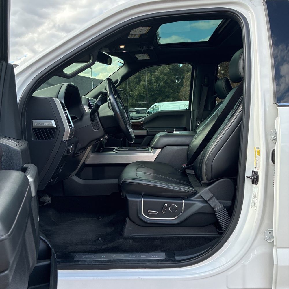 2017 Ford F-250 Super Duty Platinum