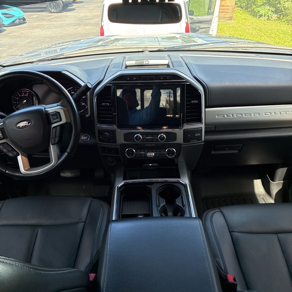 2022 Ford F-250 Super Duty Lariat