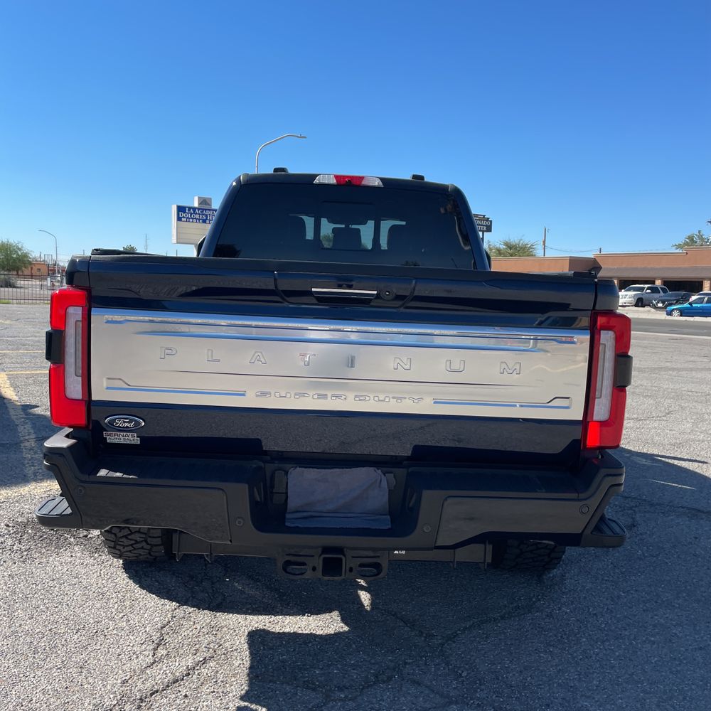 2023 Ford F250 S/D Platinum