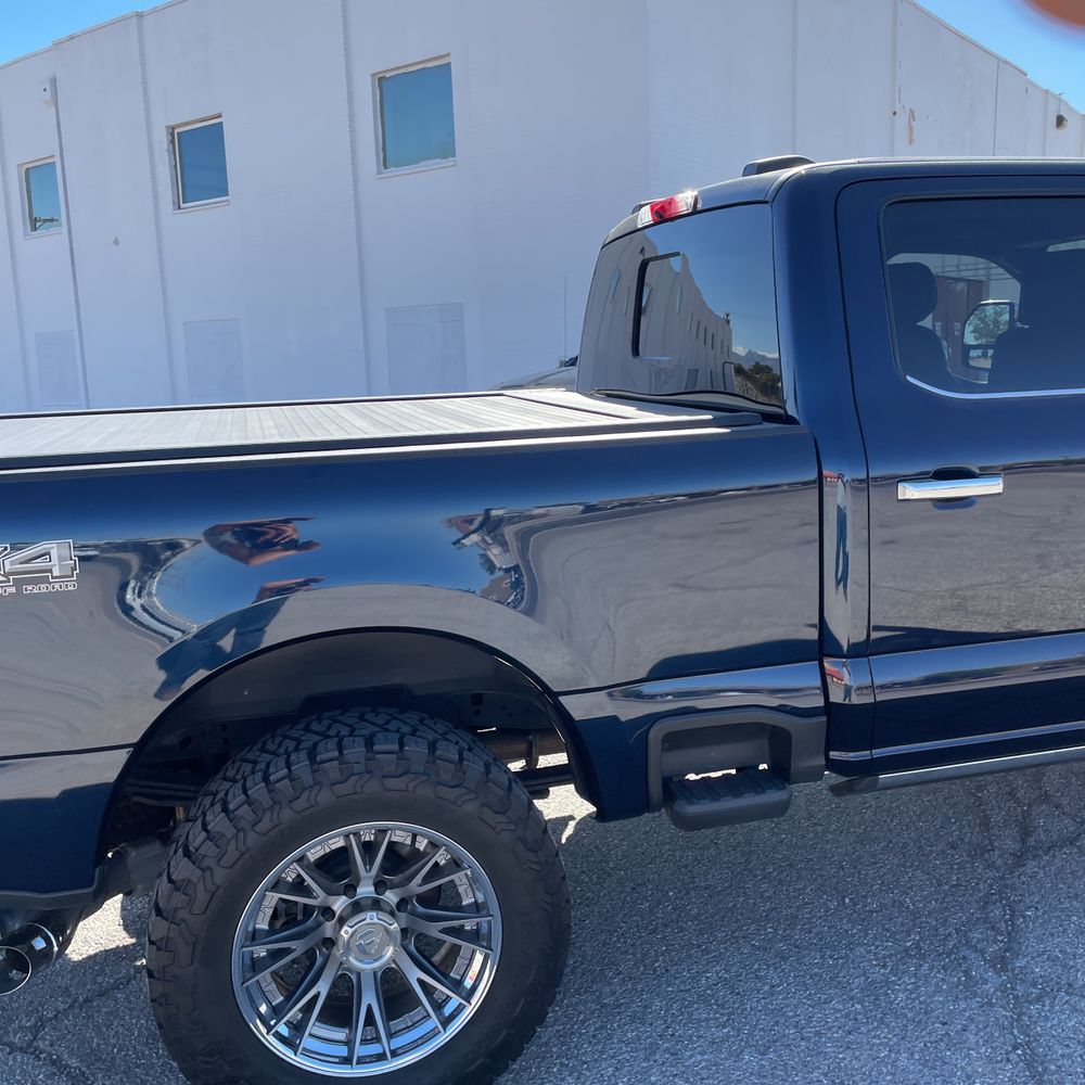 2023 Ford F250 S/D Platinum