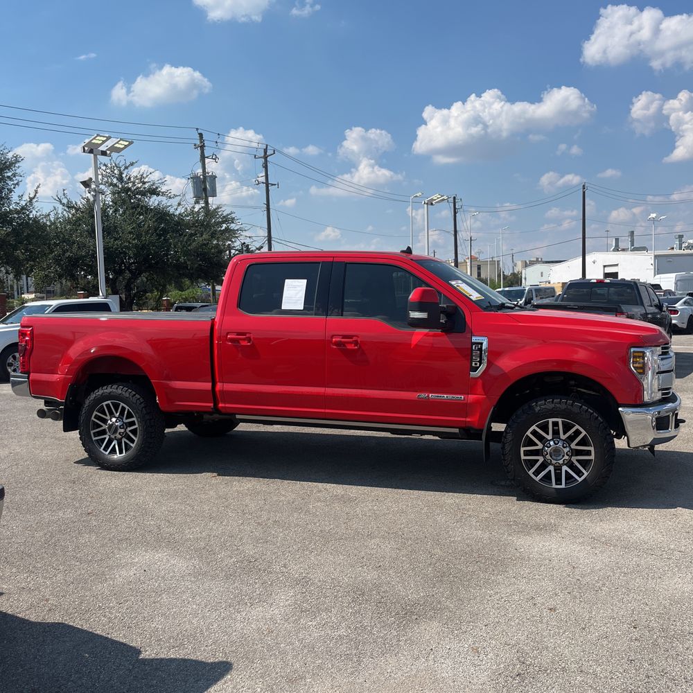 2019 Ford F-250 Super Duty Lariat