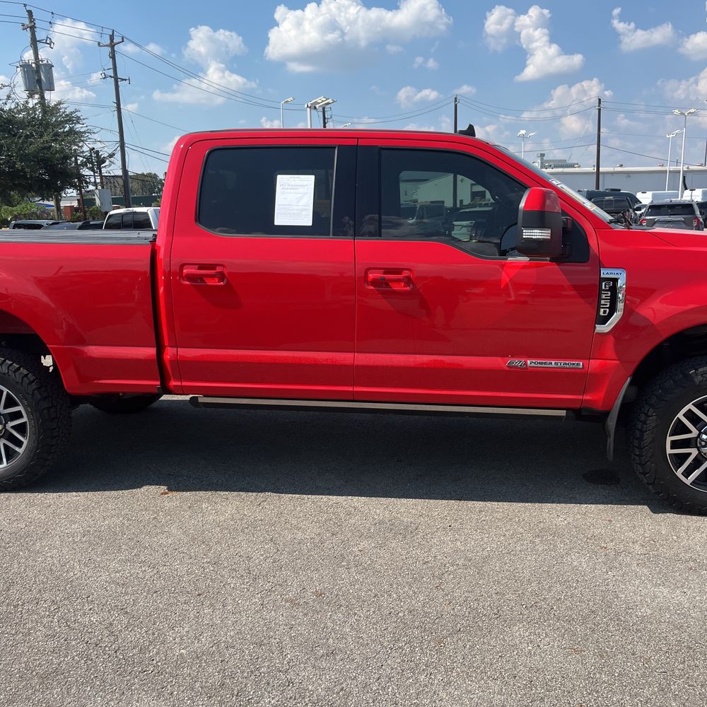 2019 Ford F-250 Super Duty Lariat
