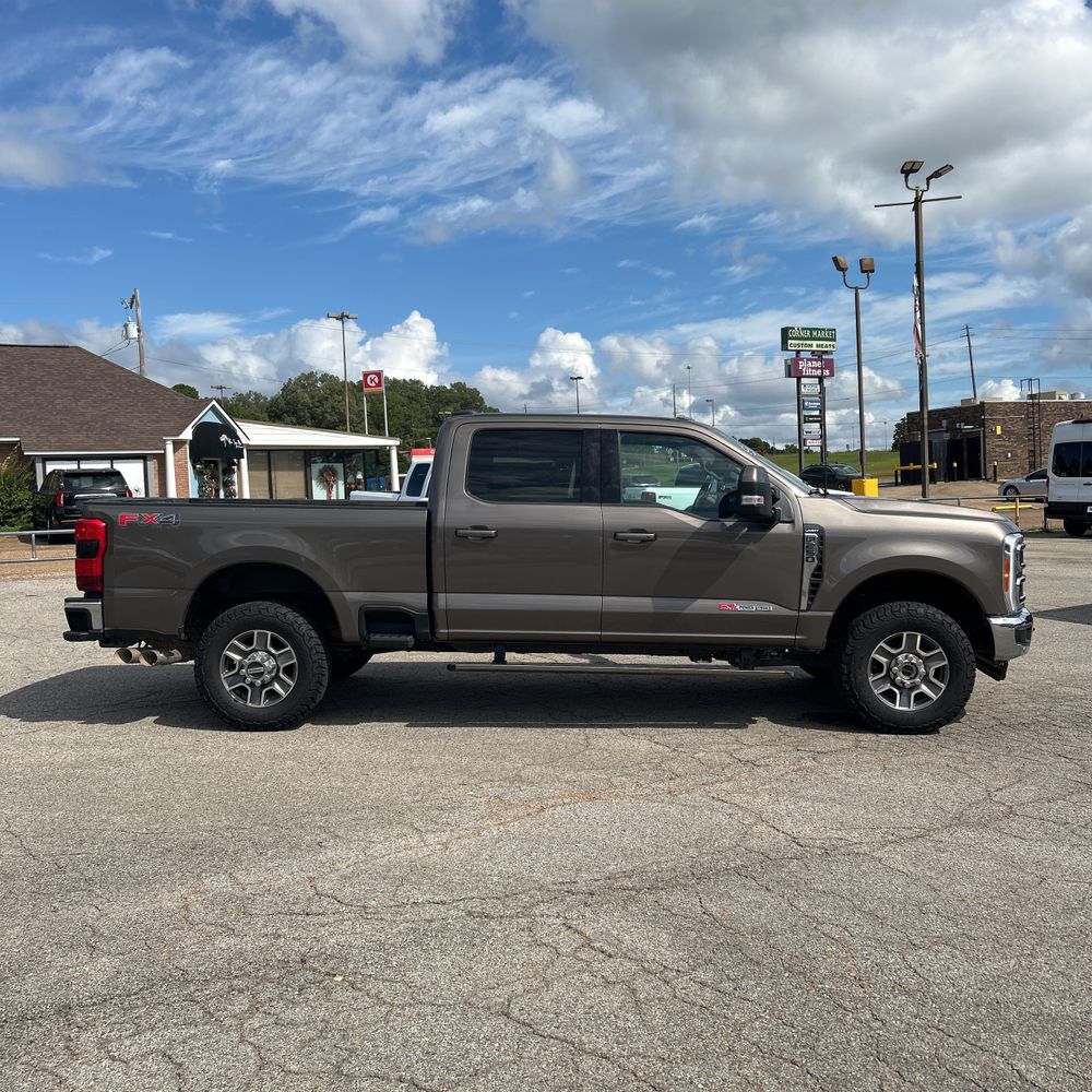 2023 Ford F-250 Super Duty Lariat