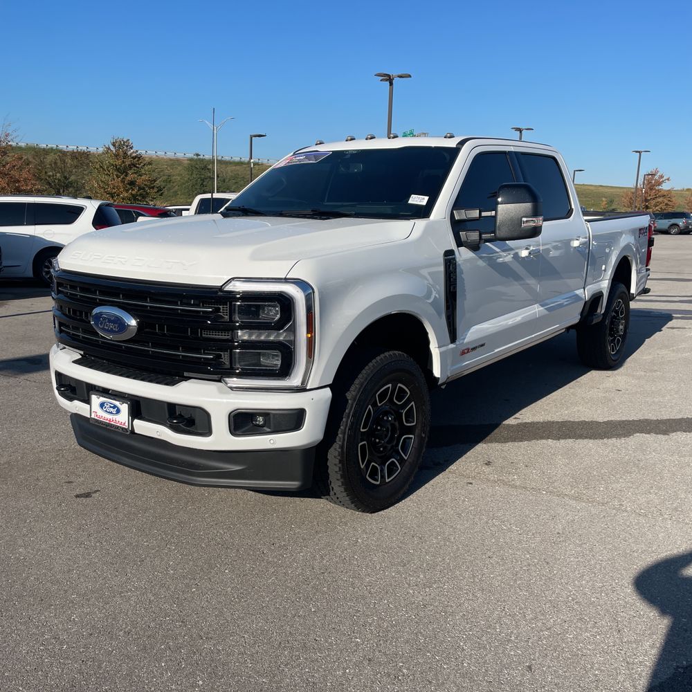 2025 Ford F-250 Super Duty Platinum