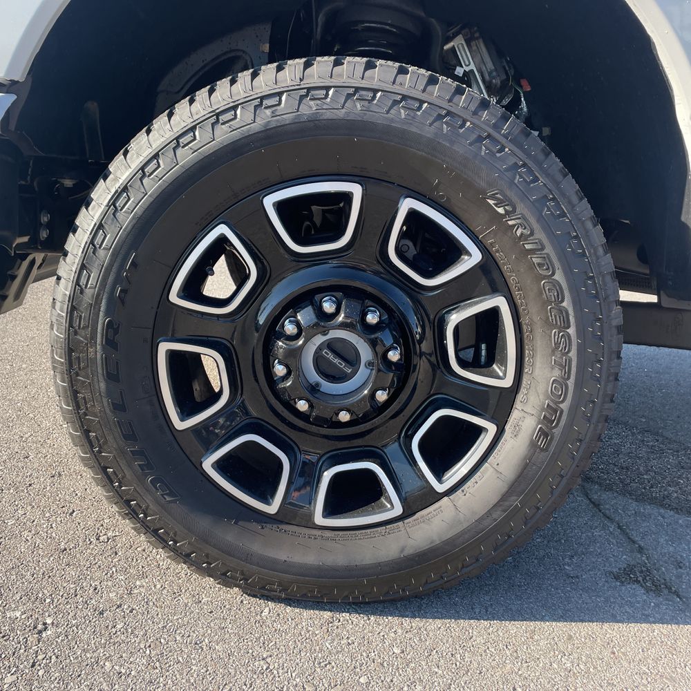 2025 Ford F-250 Super Duty Platinum