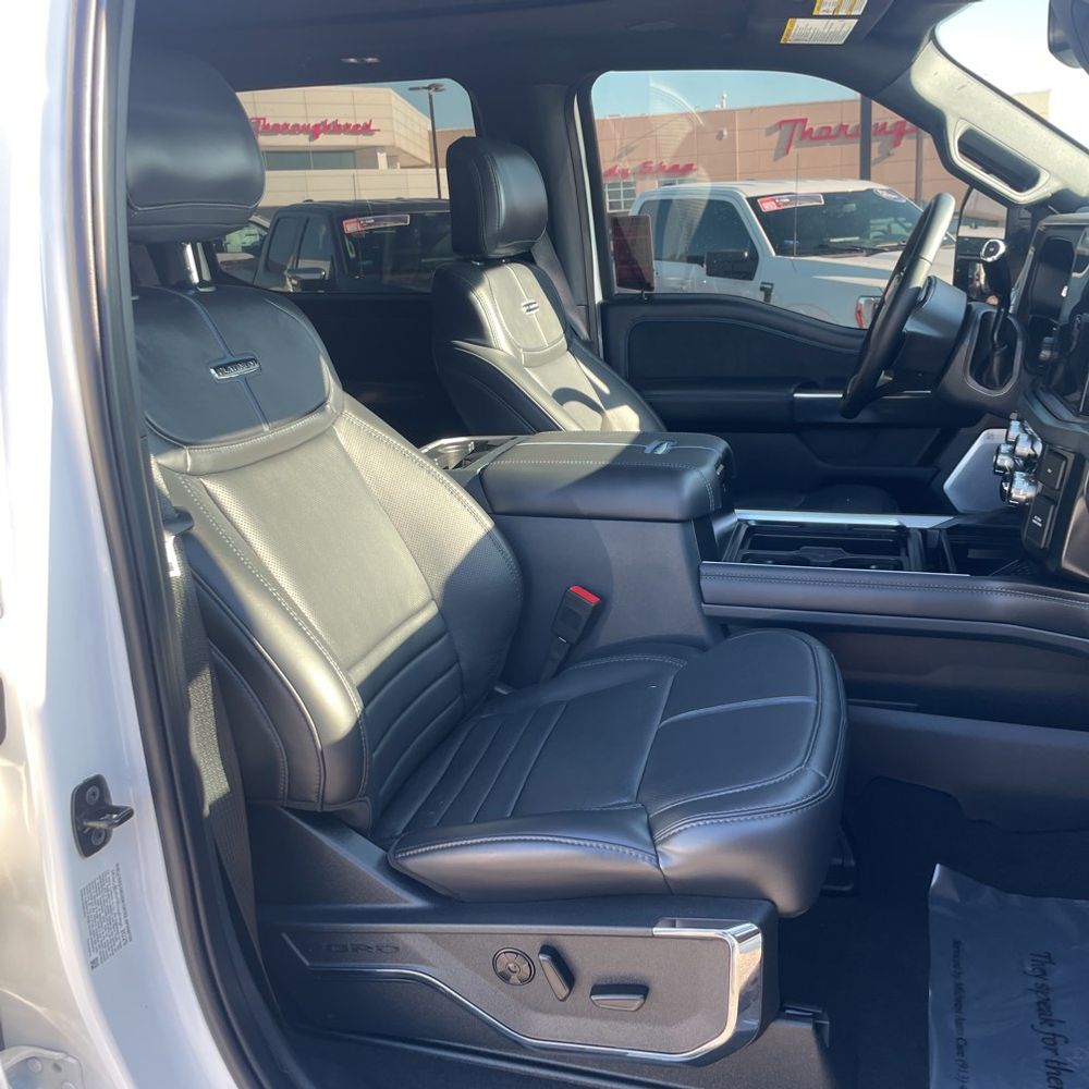 2025 Ford F-250 Super Duty Platinum