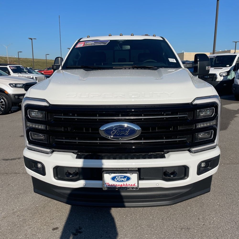 2025 Ford F-250 Super Duty Platinum