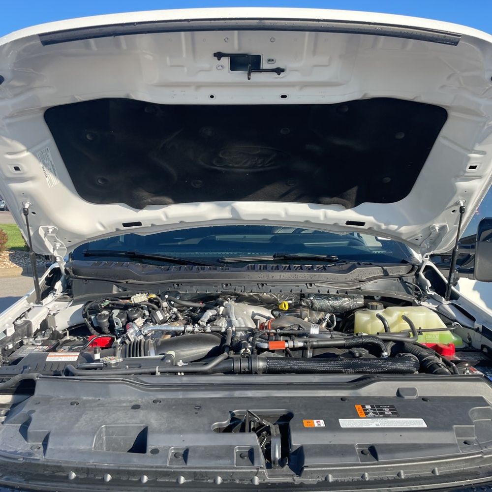 2025 Ford F-250 Super Duty Platinum