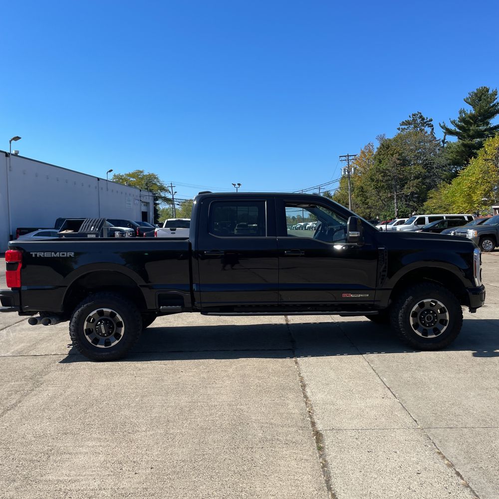 2024 Ford F250 S/D Lariat