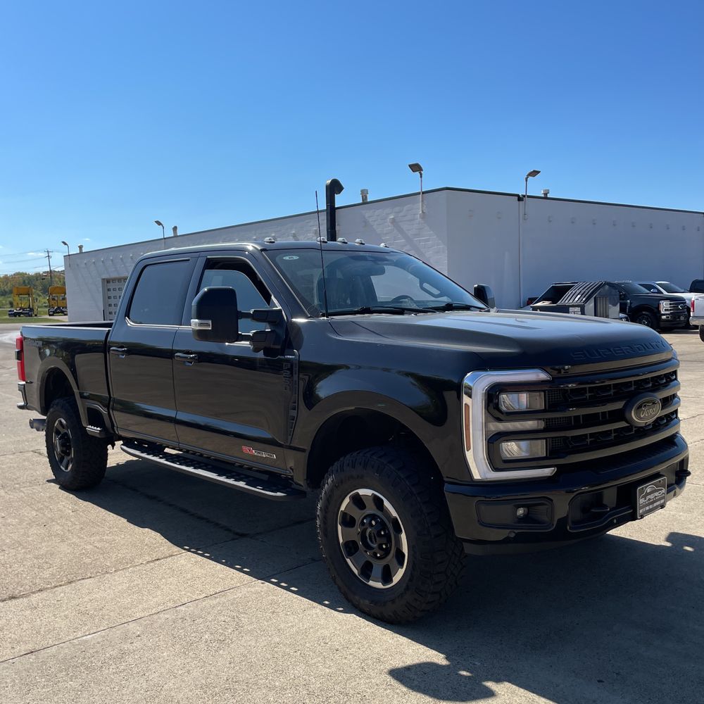 2024 Ford F250 S/D Lariat