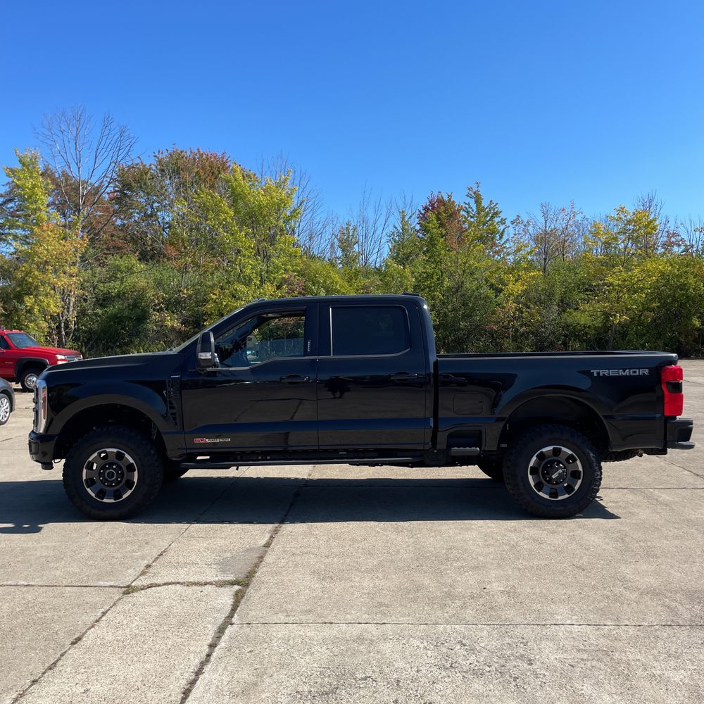 2024 Ford F250 S/D Lariat