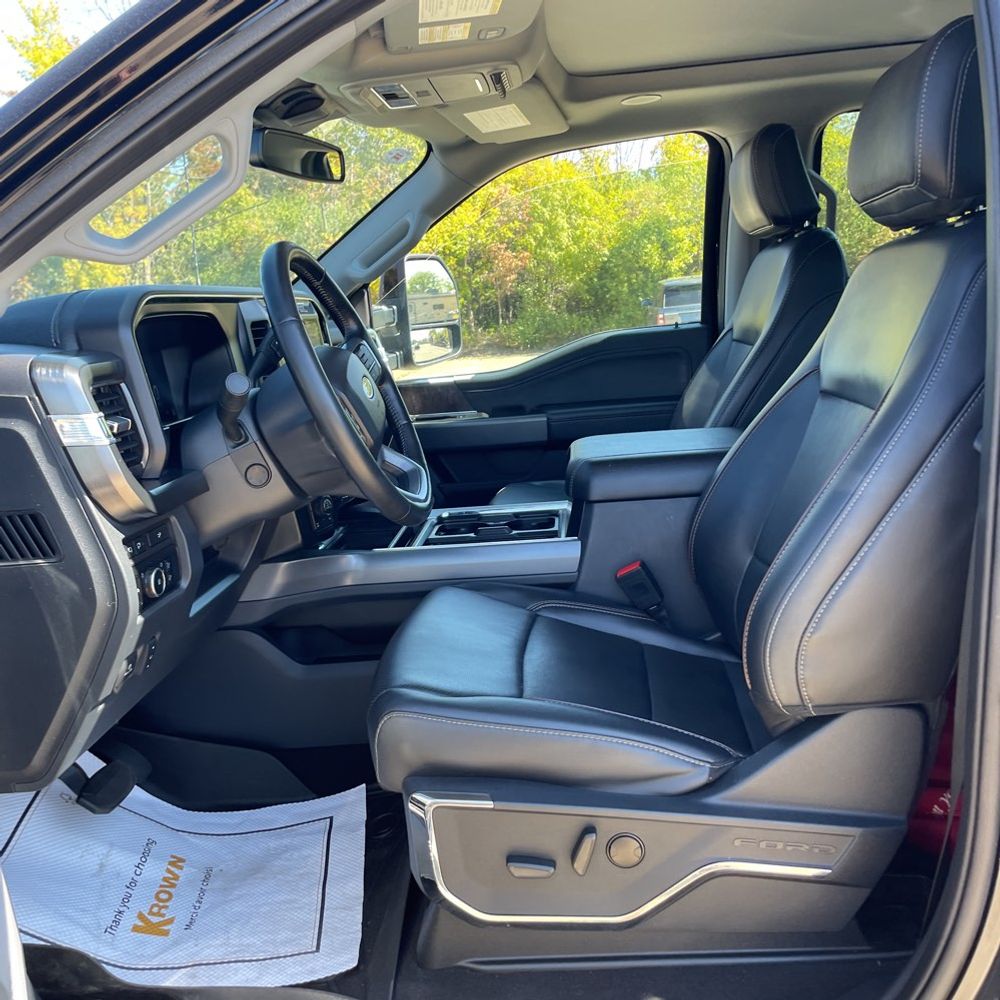 2024 Ford F250 S/D Lariat