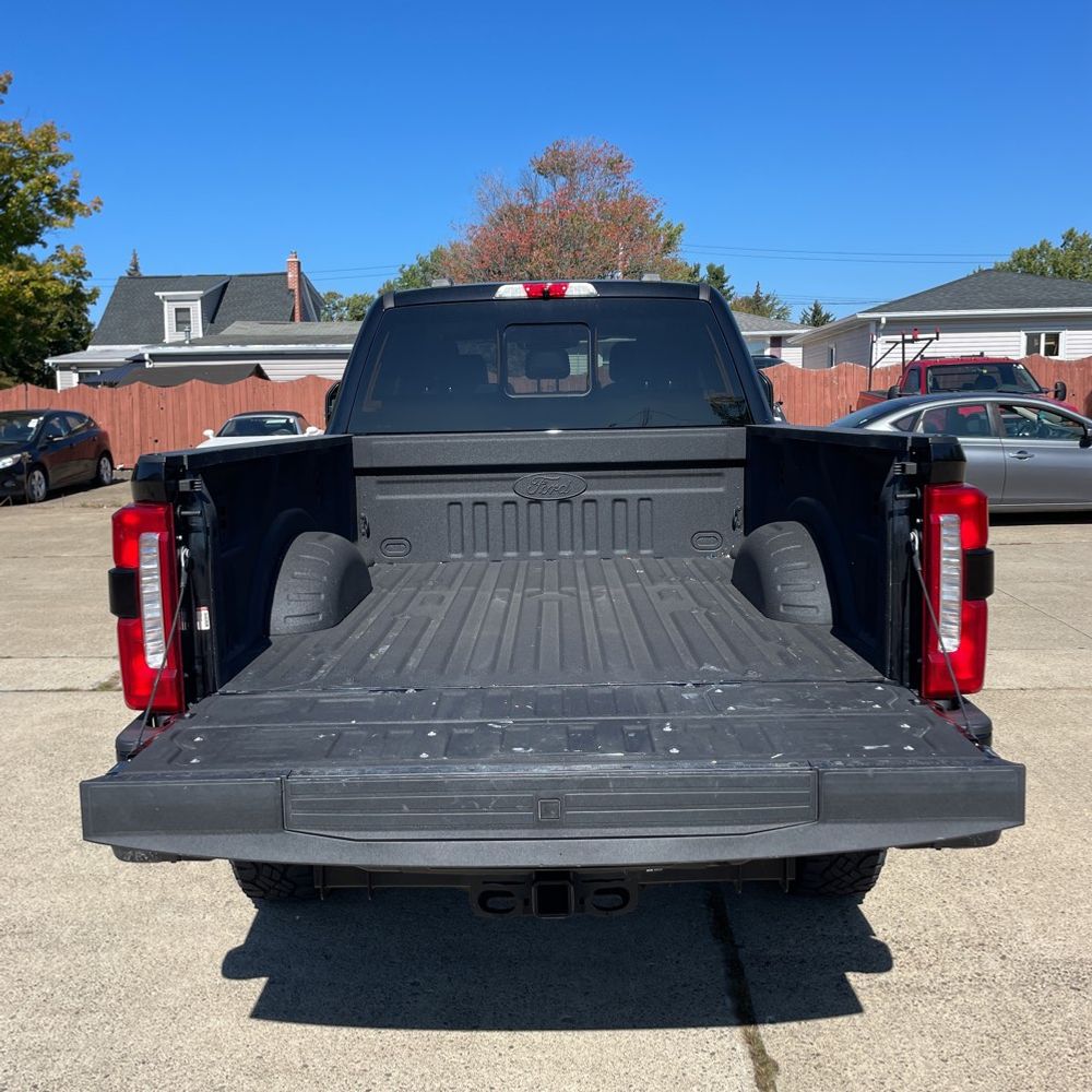 2024 Ford F250 S/D Lariat