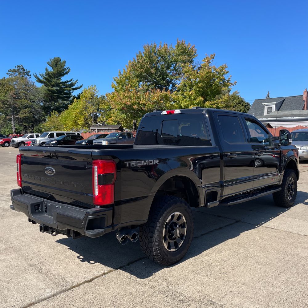 2024 Ford F250 S/D Lariat