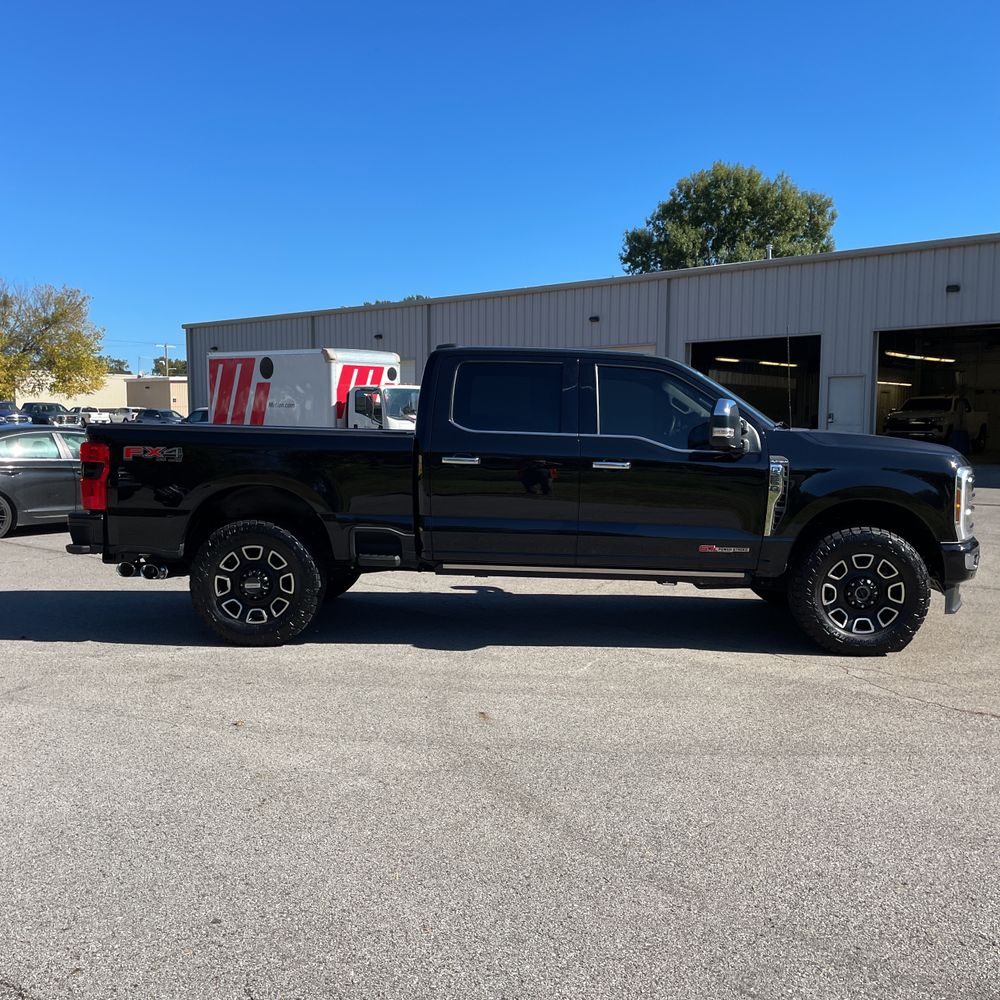 2024 Ford F-250 Super Duty Platinum