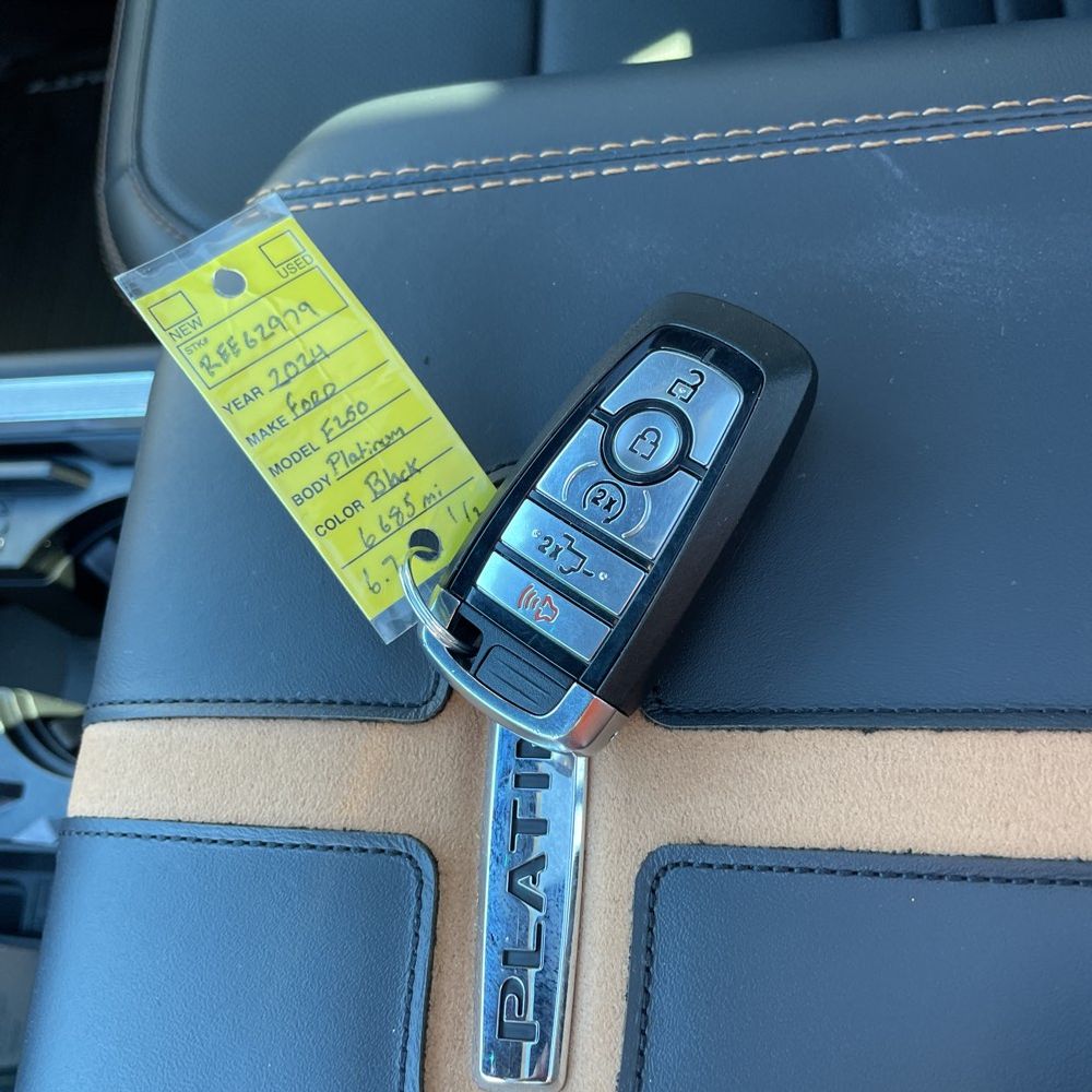2024 Ford F-250 Super Duty Platinum