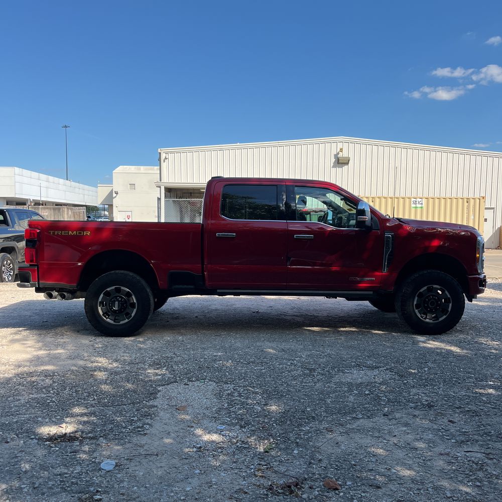 2023 Ford F-250 Super Duty Platinum
