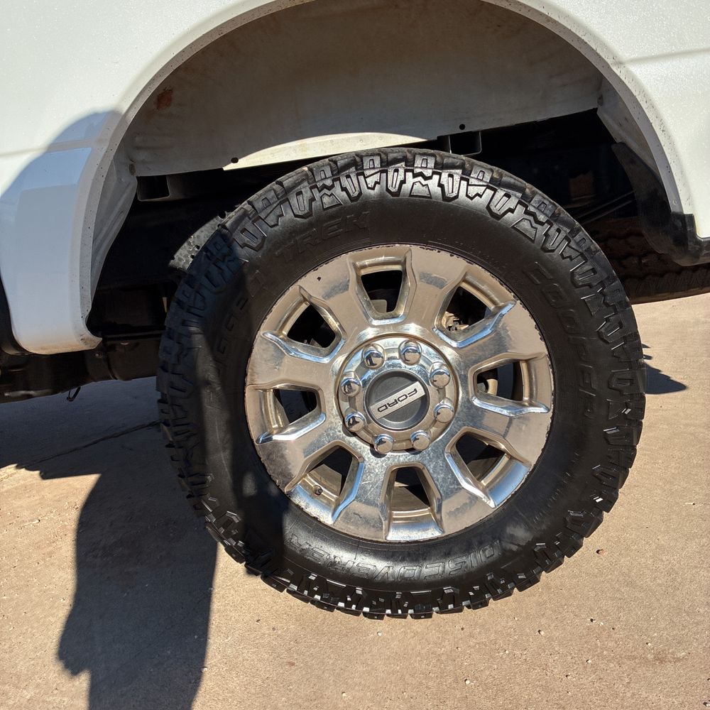 2023 Ford F-250 Super Duty Lariat
