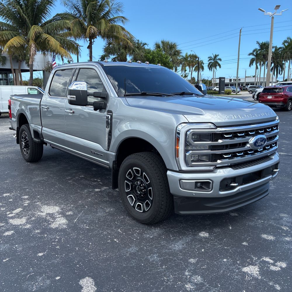2024 Ford F-250 Super Duty Platinum
