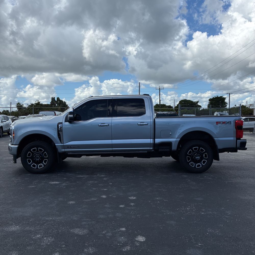 2024 Ford F-250 Super Duty Platinum
