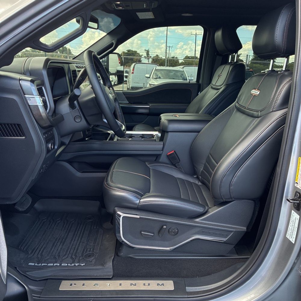 2024 Ford F-250 Super Duty Platinum