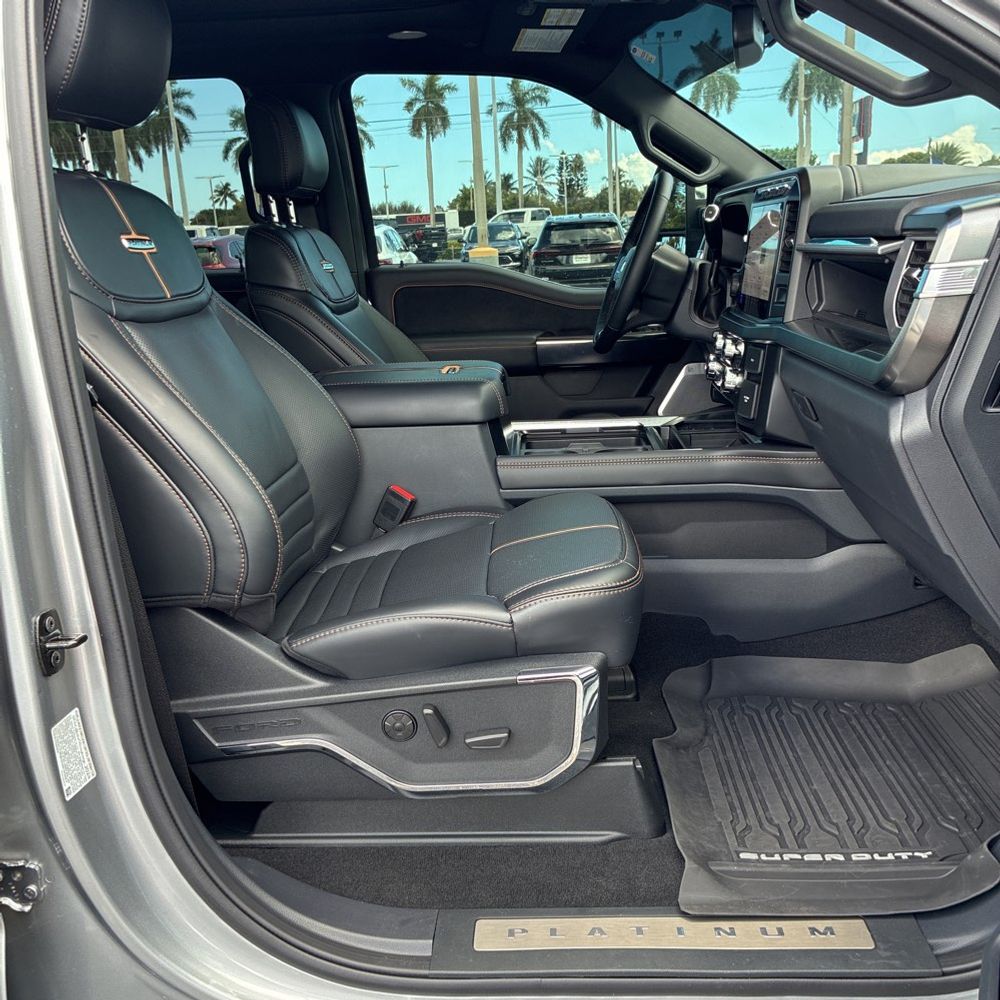 2024 Ford F-250 Super Duty Platinum