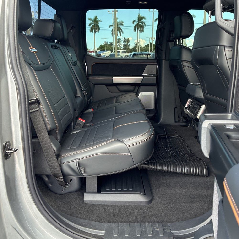 2024 Ford F-250 Super Duty Platinum