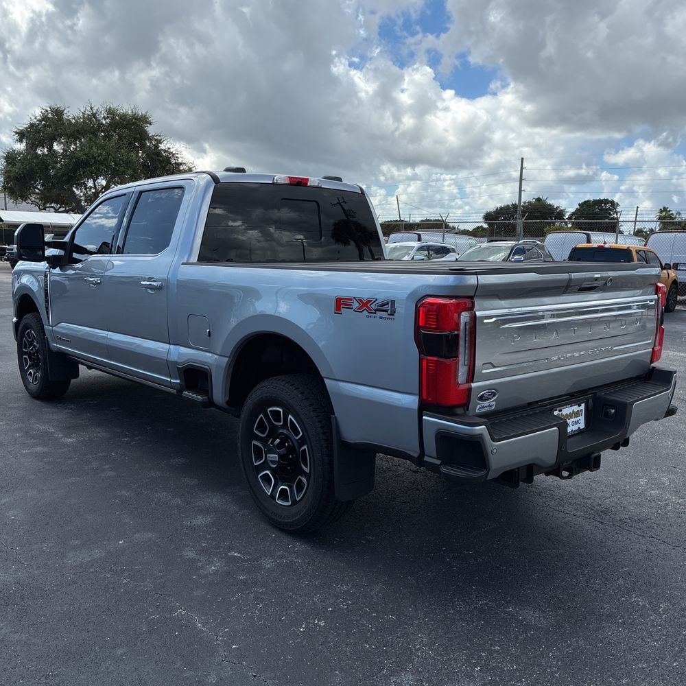 2024 Ford F-250 Super Duty Platinum
