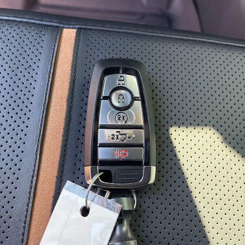 2024 Ford F-250 Super Duty Platinum