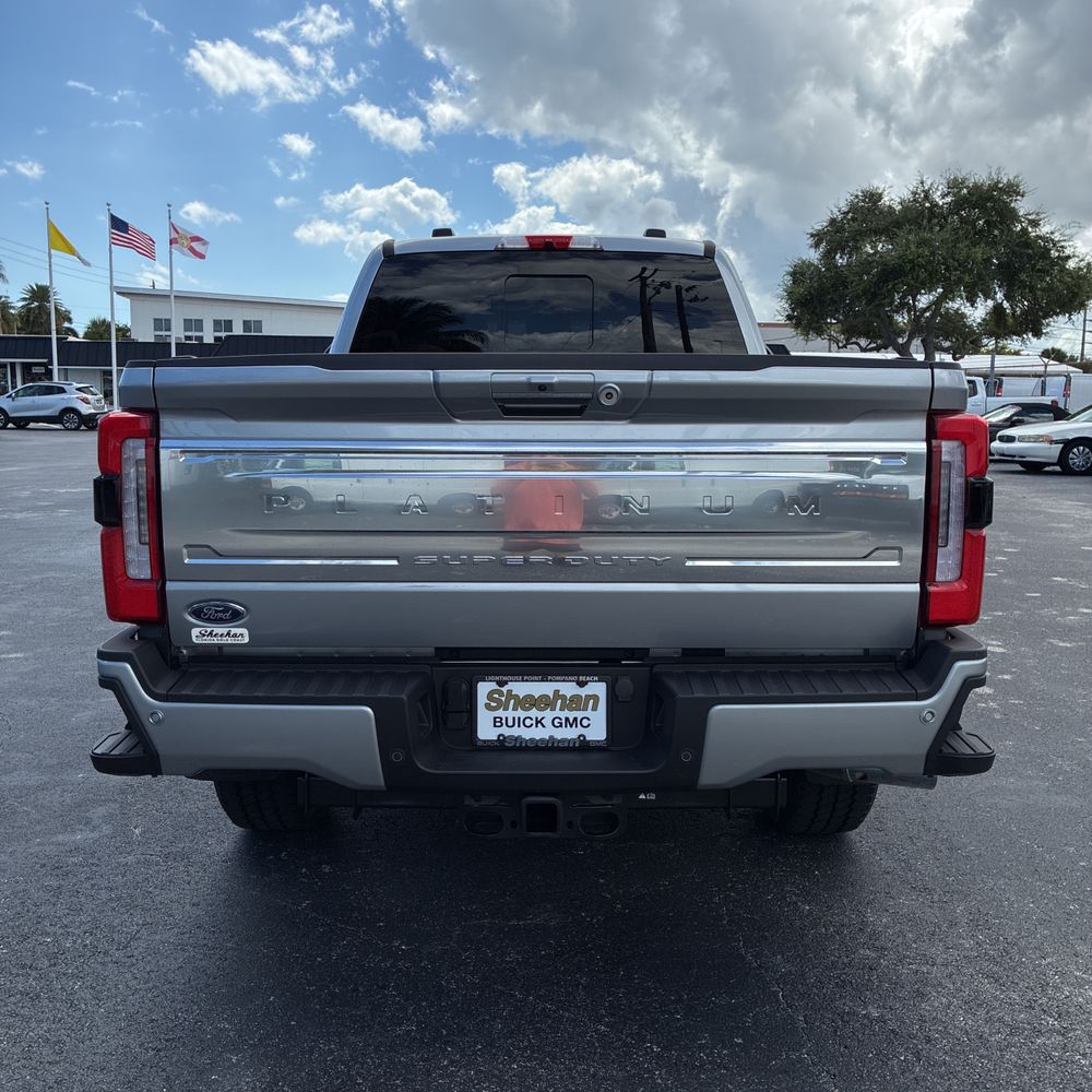 2024 Ford F-250 Super Duty Platinum