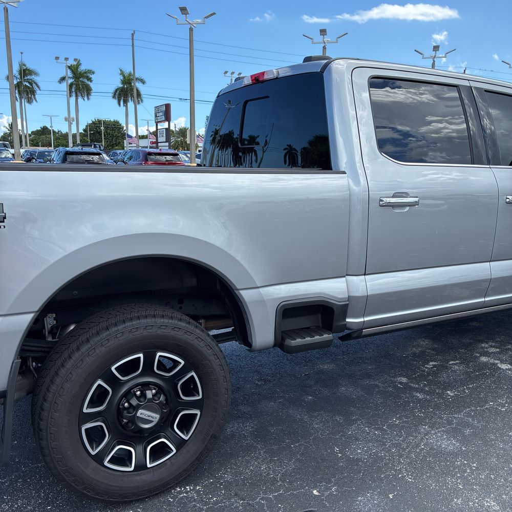 2024 Ford F-250 Super Duty Platinum