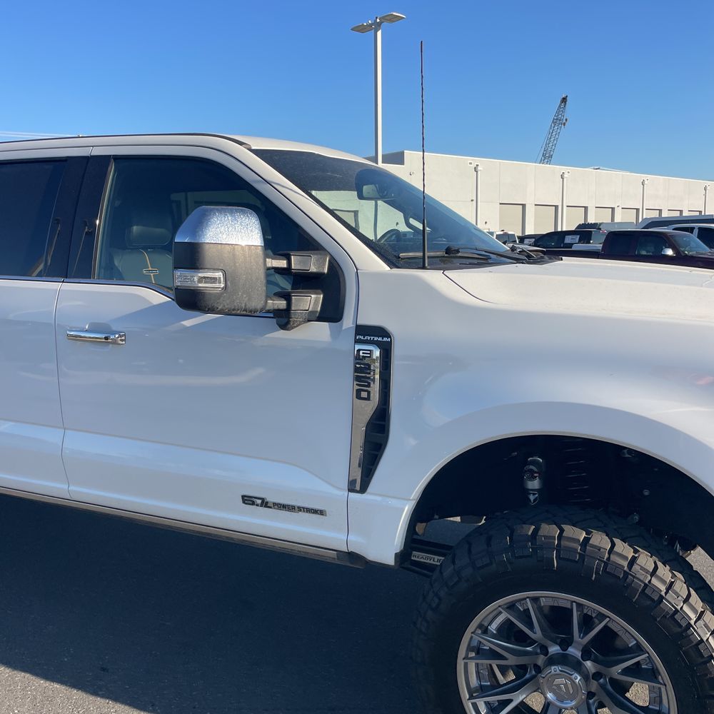 2024 Ford F-250 Super Duty Platinum