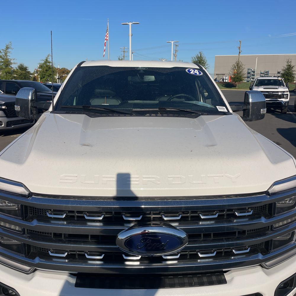 2024 Ford F-250 Super Duty Platinum