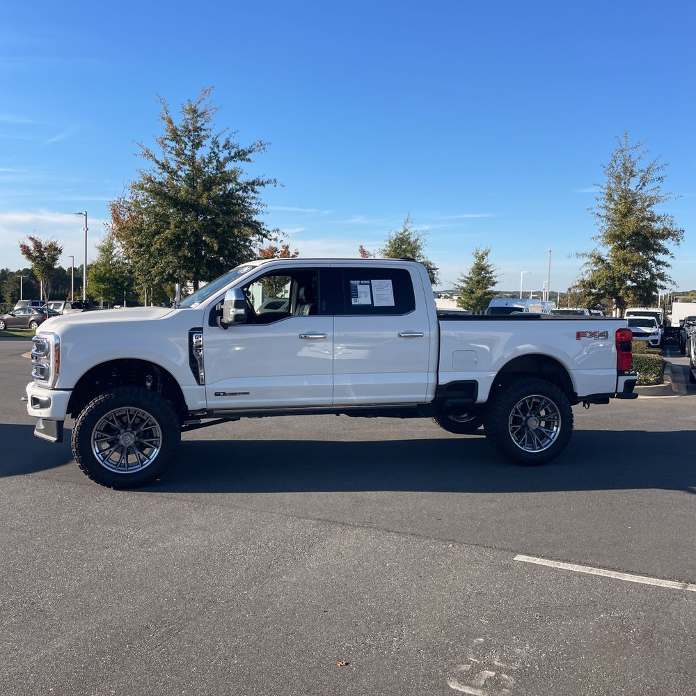 2024 Ford F-250 Super Duty Platinum
