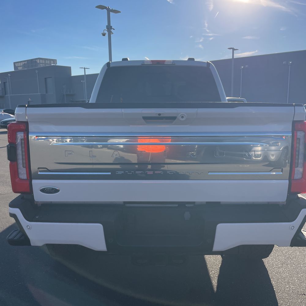 2024 Ford F-250 Super Duty Platinum