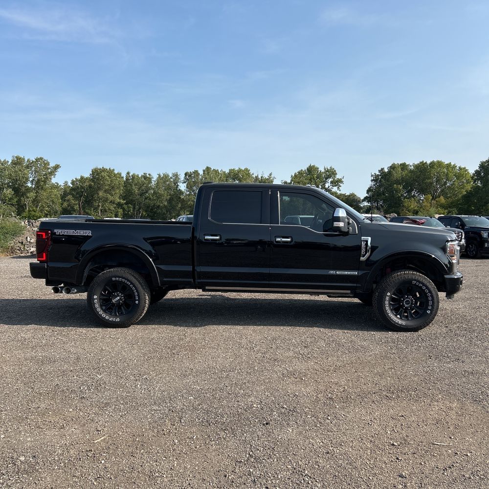 2022 Ford F250 S/D Platinum