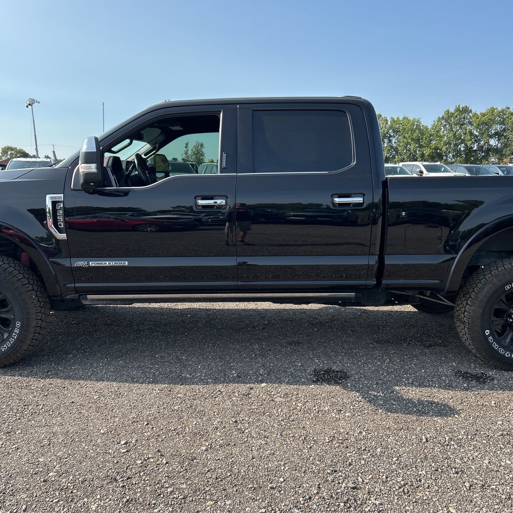 2022 Ford F250 S/D Platinum