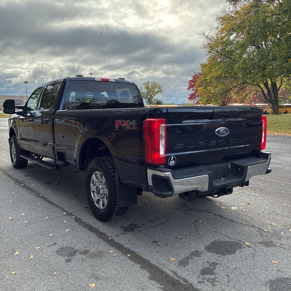 2023 Ford F250 S/D XLT