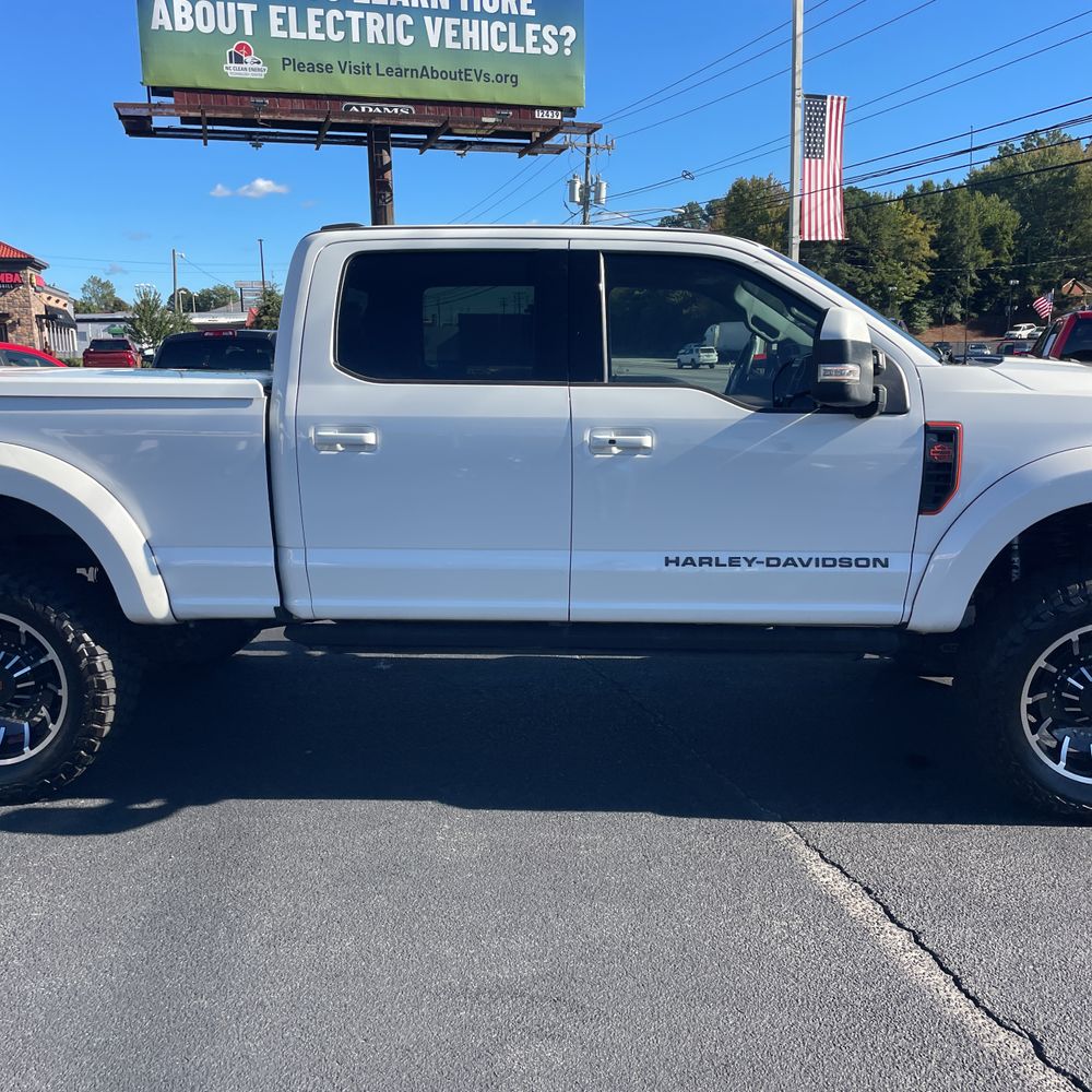 2021 Ford F-250 Super Duty Lariat