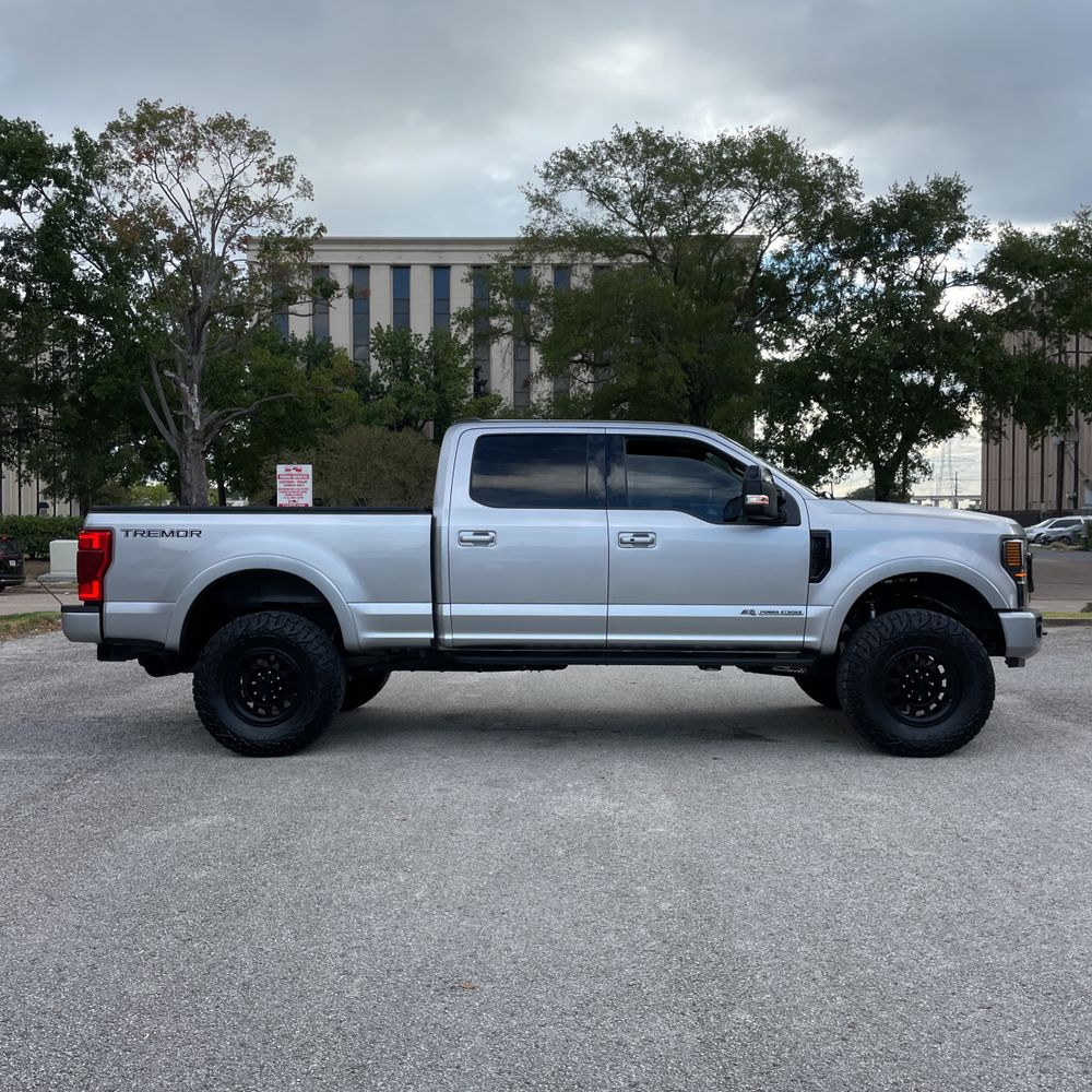 2022 Ford F-250 Super Duty Lariat