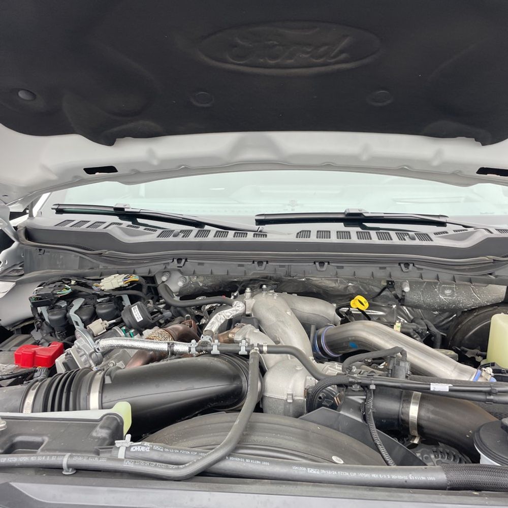 2025 Ford F-250 Super Duty Platinum