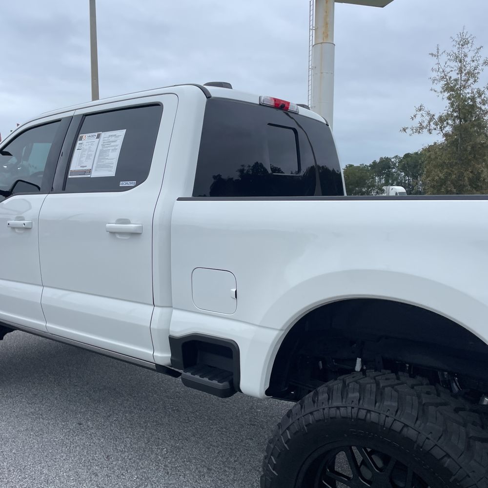 2025 Ford F-250 Super Duty Platinum