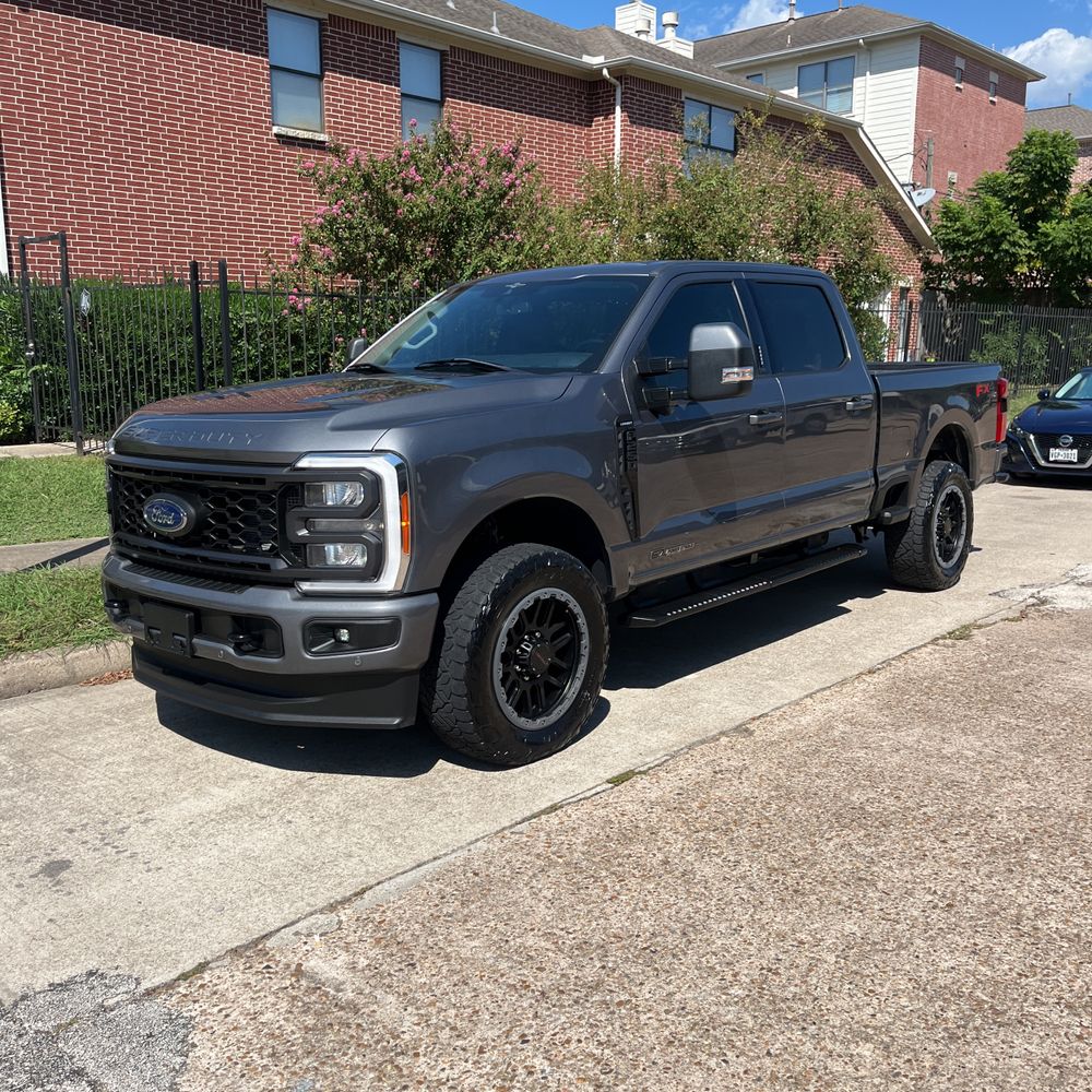 2023 Ford F-250 Super Duty Lariat