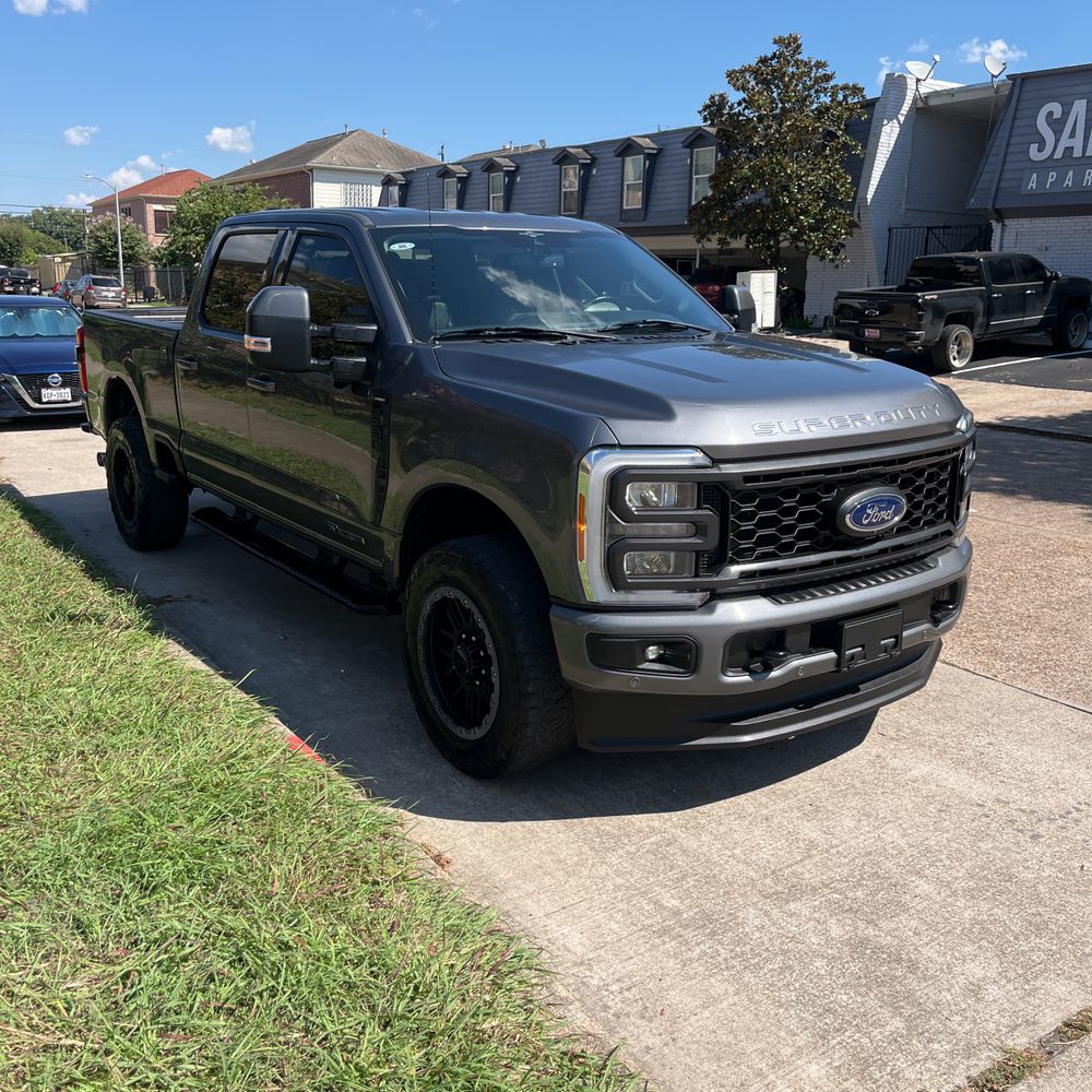 2023 Ford F-250 Super Duty Lariat