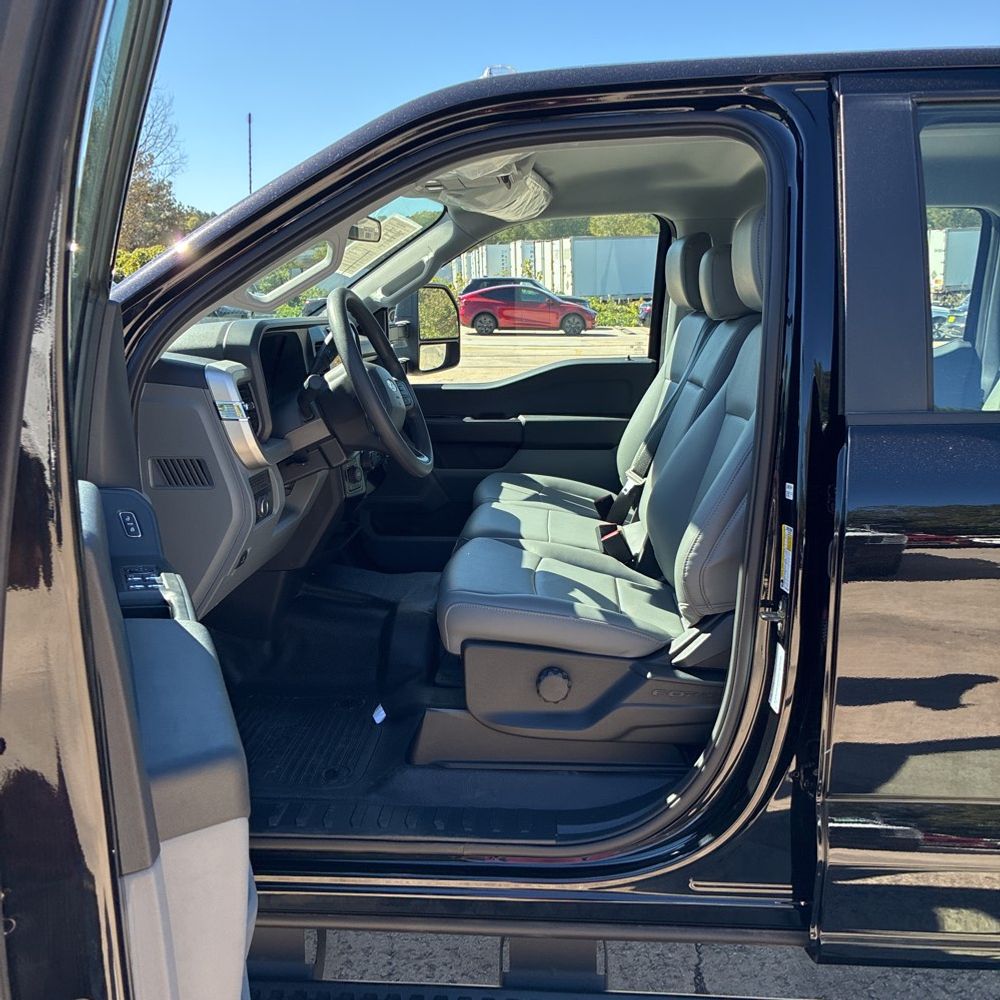 2024 Ford F-350 Super Duty XL