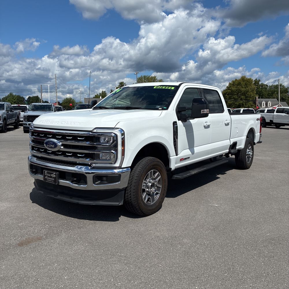 2024 Ford F350 S/D Lariat