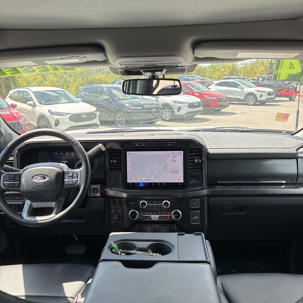2024 Ford F350 S/D Lariat