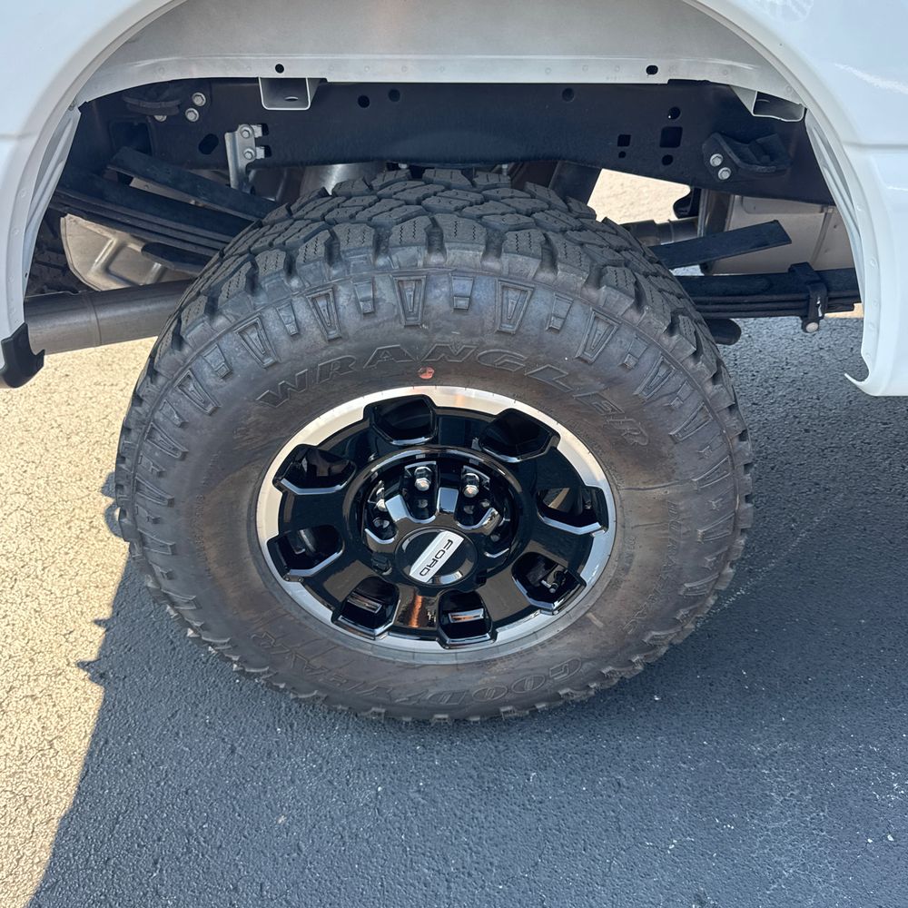 2025 Ford F-350 Super Duty XLT